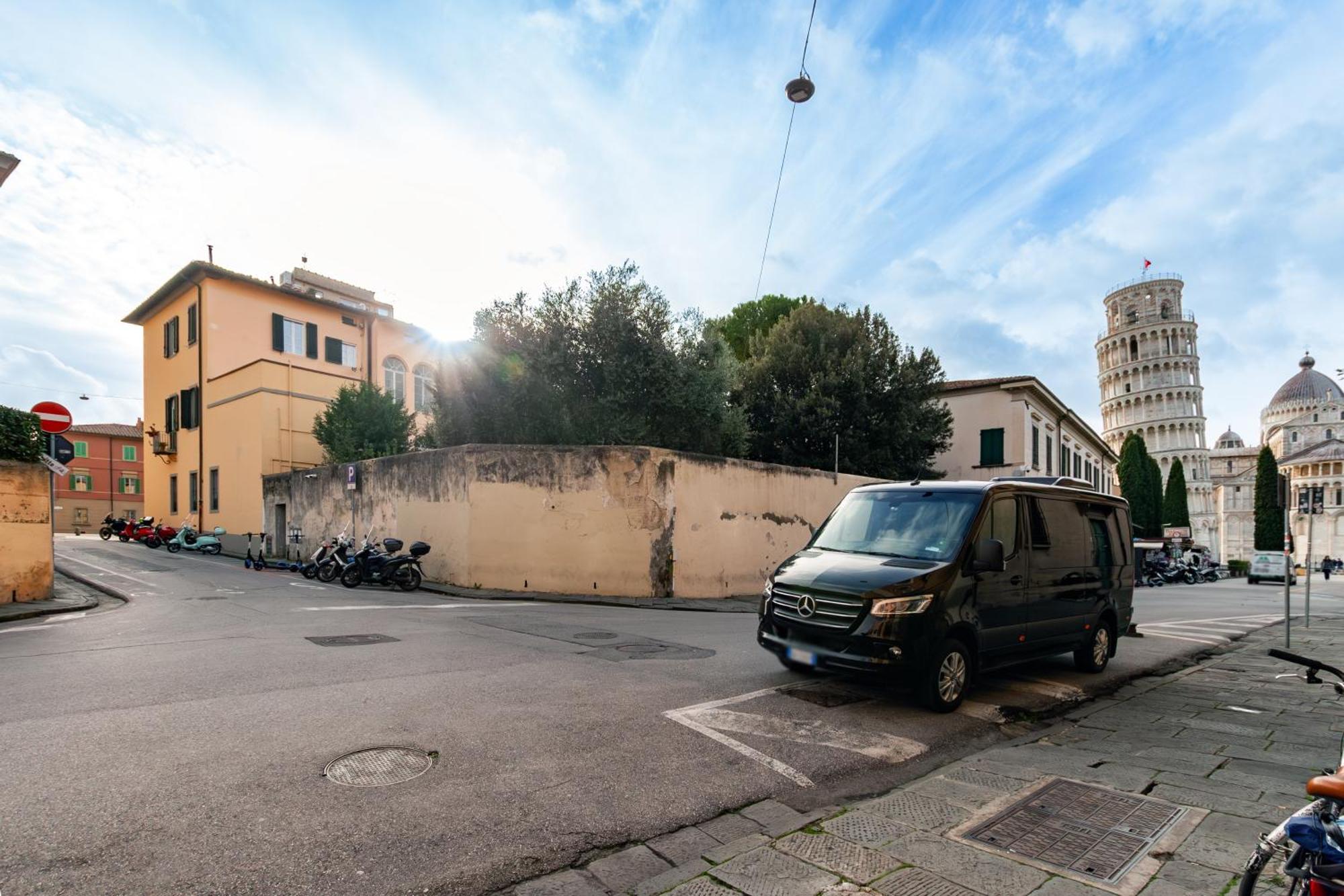 Luxury House At The Tower Appartement Pise